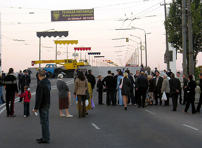  ̳ 2004  