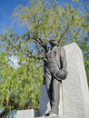 Пам'ятник будівникам Набережної