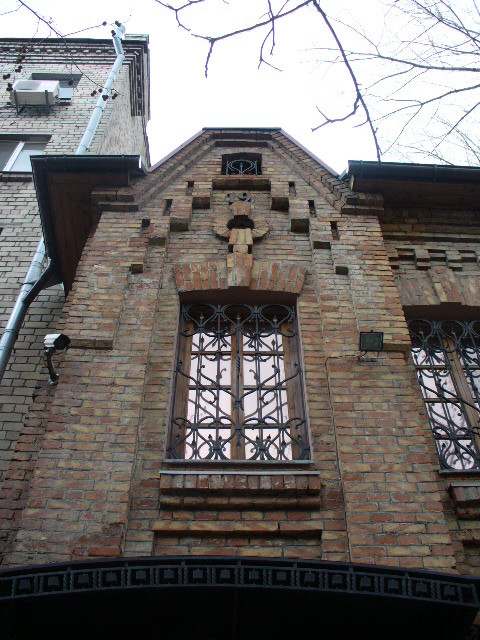 -   1910  
