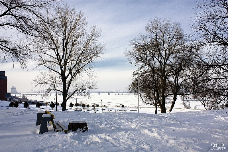   http://gorod.dp.ua/photo/fullpic.php?id=28545&gaz_author_id=11432 