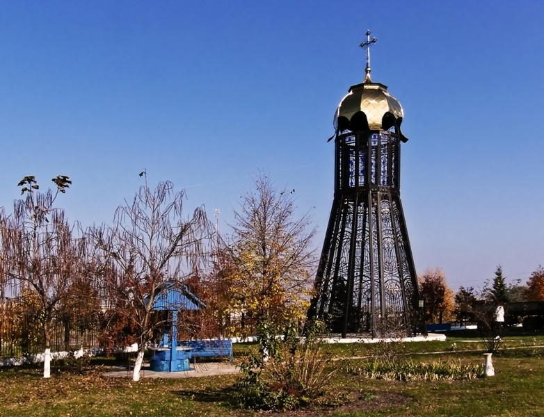       . . http://www.tourdnepr.com/content/view/678/599/ 