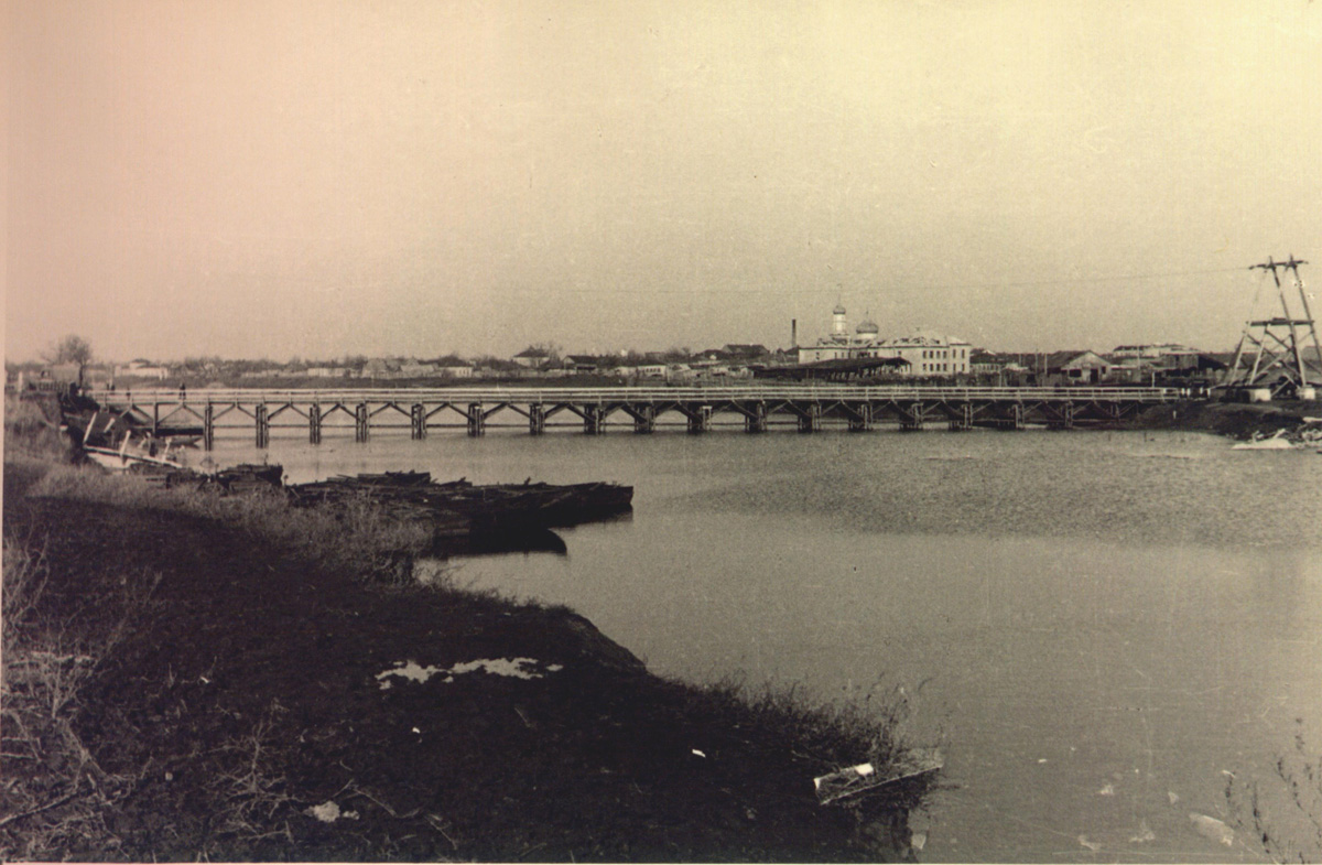 ,          ,  1941  1943 .   , : http://www.panoramio.com/user/1281404 