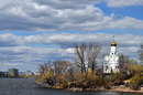 Монастирський острів