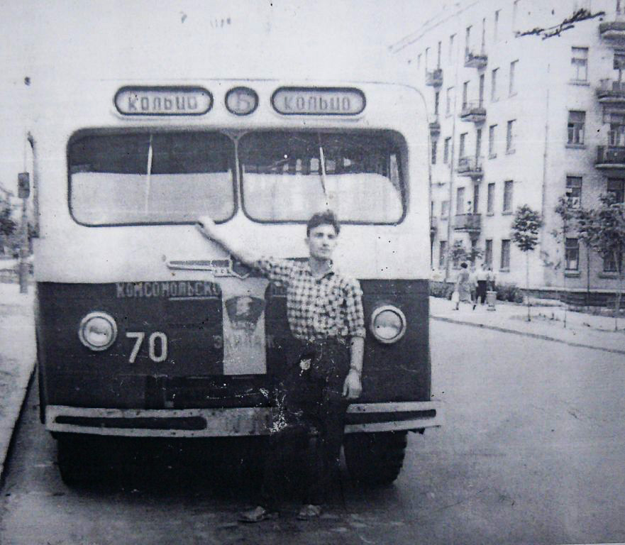 .  (ҳ)   : http://transphoto.ru/photo/243849/
   .  ,   1940   1960,  1950 