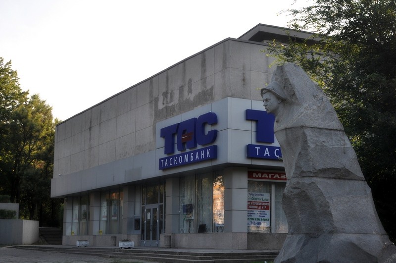   .. jpg  