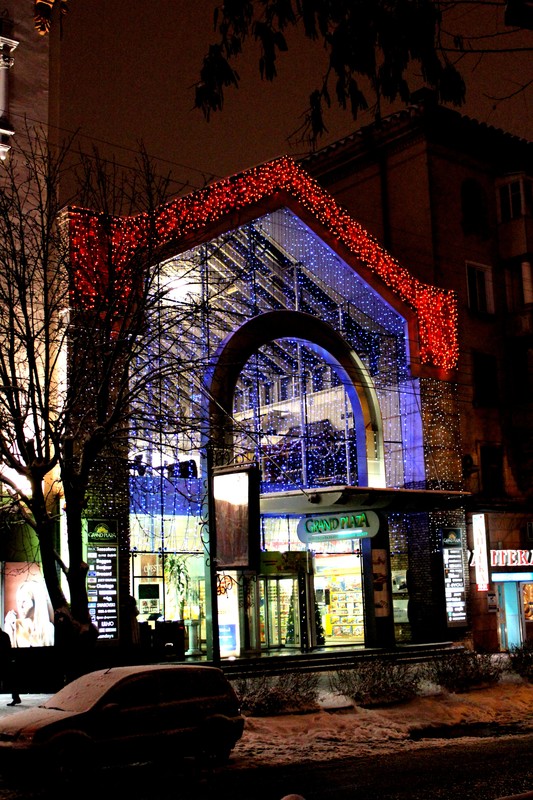  GRAND PLAZA  