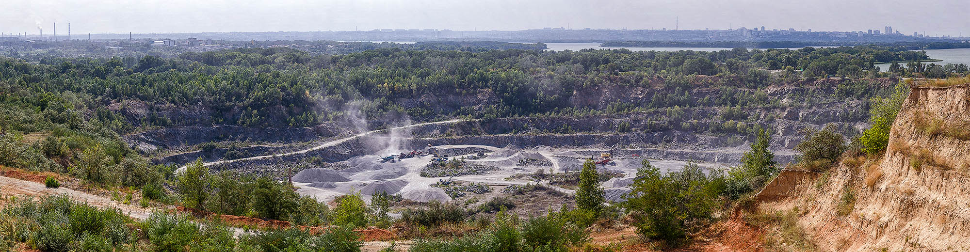   '       
http://s019.radikal.ru/i642/1411/57/161a3706dd1c.jpg 