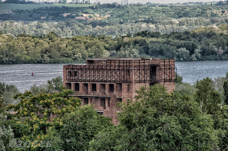 Almost mausoleum.  