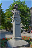 Пам`ятник Гоголю