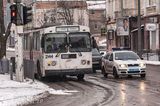 Тролейбус на центральному проспекті