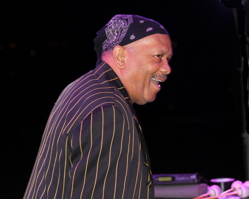   ,     New Soul  Acid Jazz: -    !