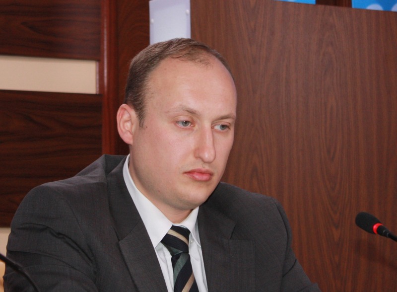   :  2012