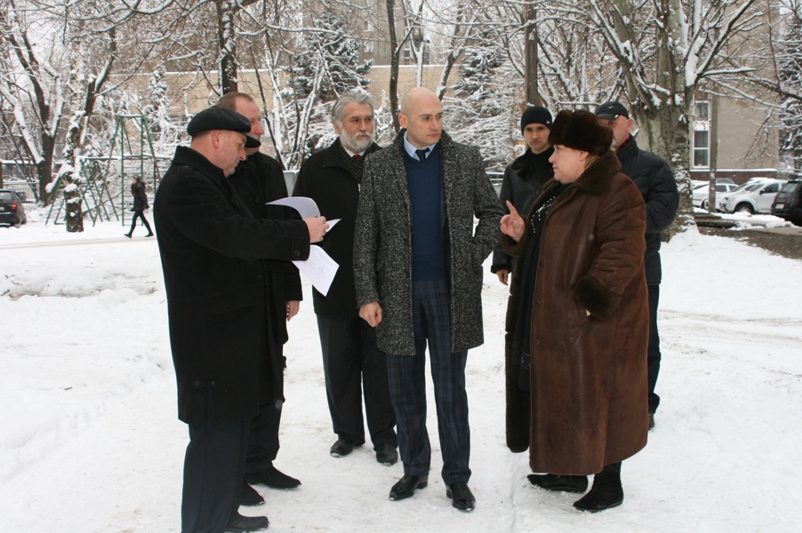   :  2013      