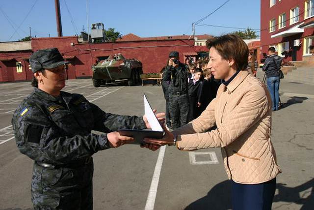    ,     䳿 ,  48-   