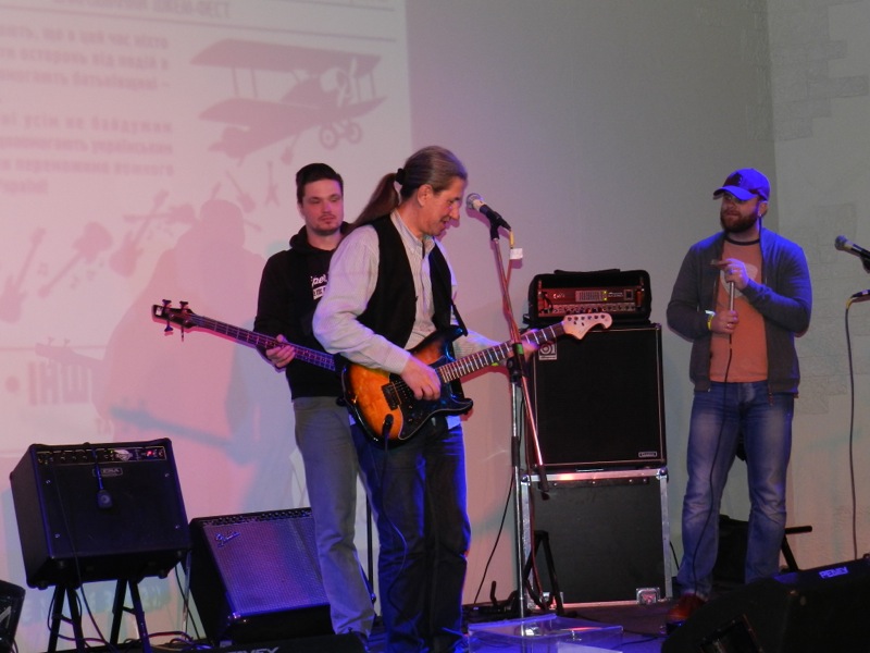 Bullet Blues Band   