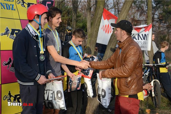       Dual Slalom