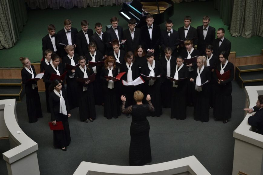 :     Cantabile     Victoria