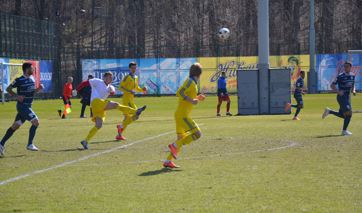      U-20 1:1