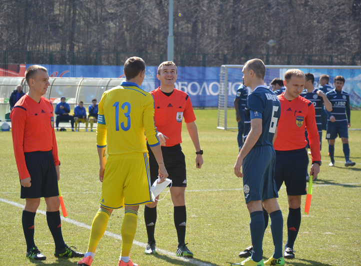      U-20 1:1