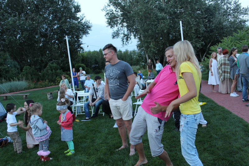  P.OS.PELOV-fest  12       ,    