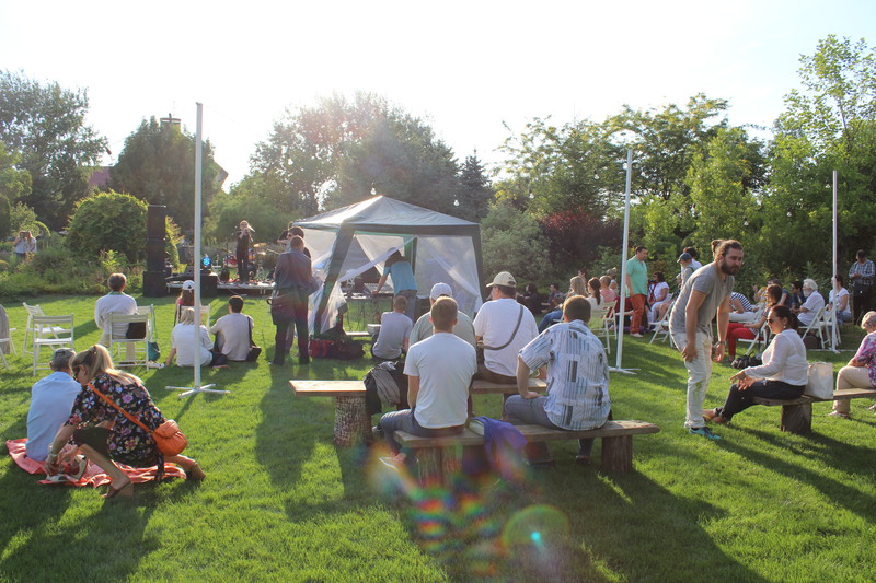  P.OS.PELOV-fest  12       ,    
