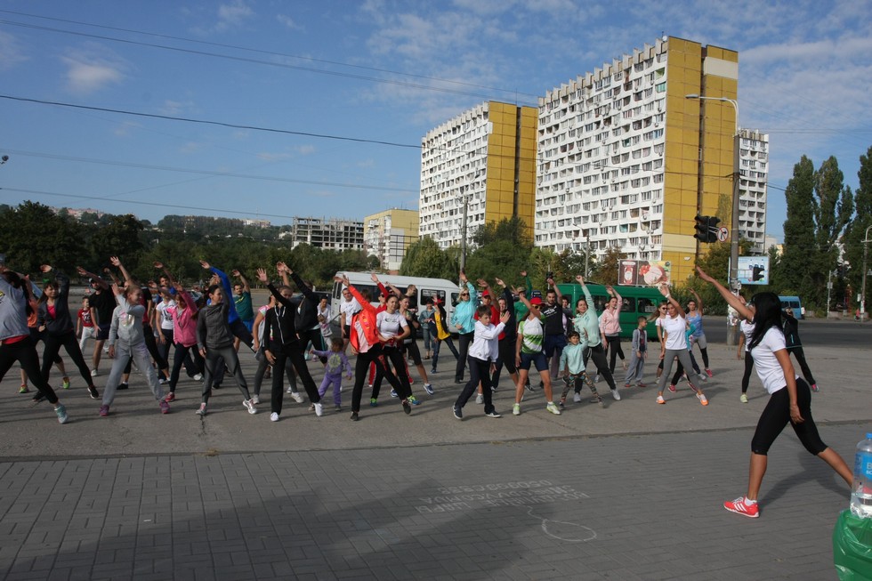      DNIPRO ECO MARATHON  Գ     