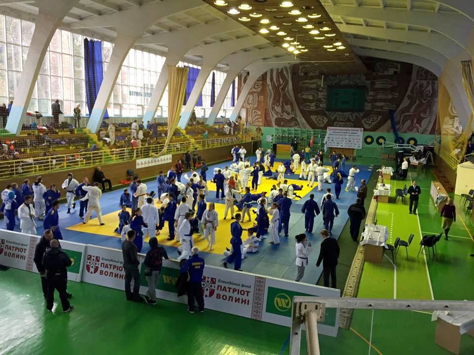    U17:   7 