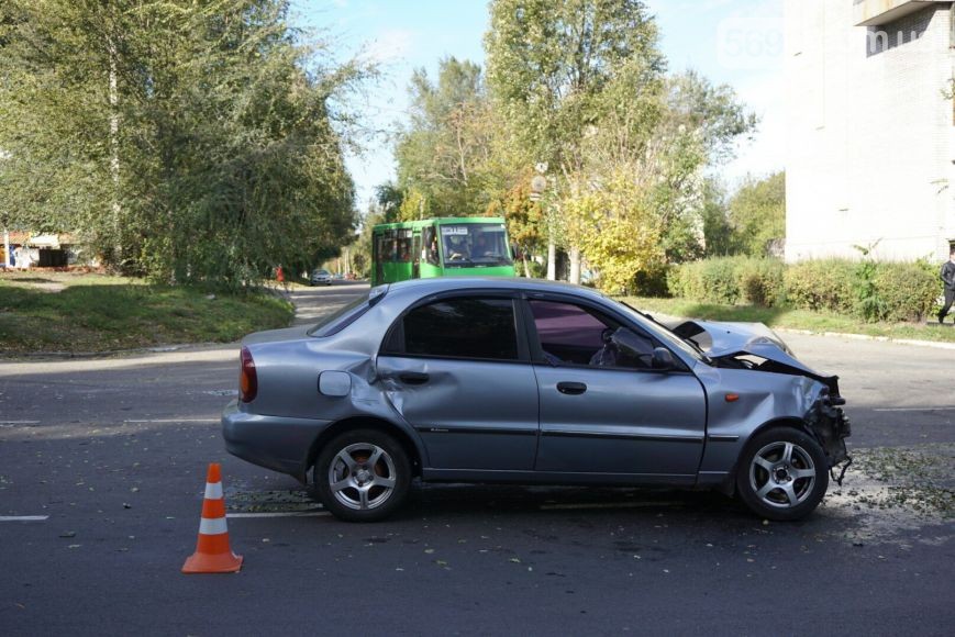    : Daewoo Lanos    Lexus