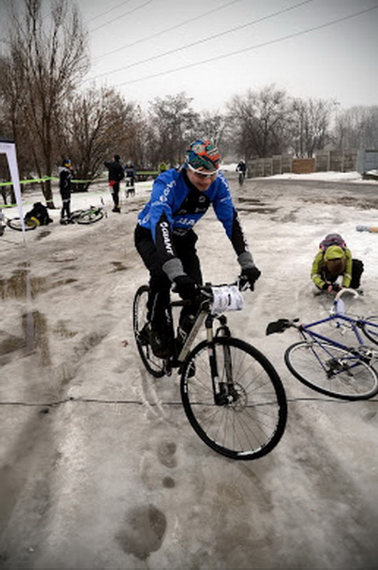        `     DNEPR WINTERCROSS
