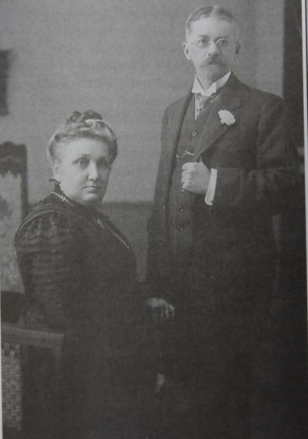 Матильда и Эрнест Сундгрены. 1910 г. (архив Х.Сундгрен) Матильда и Эрнест Сундгрены. 1910 г. (архив Х.Сундгрен)