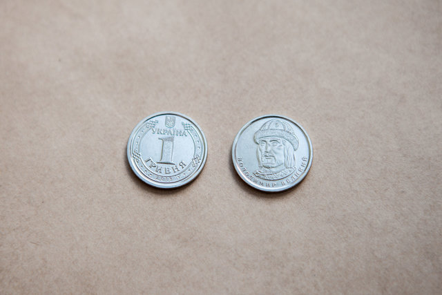          1  2 