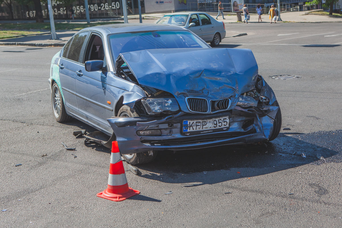       BMW  Mitsubishi:  