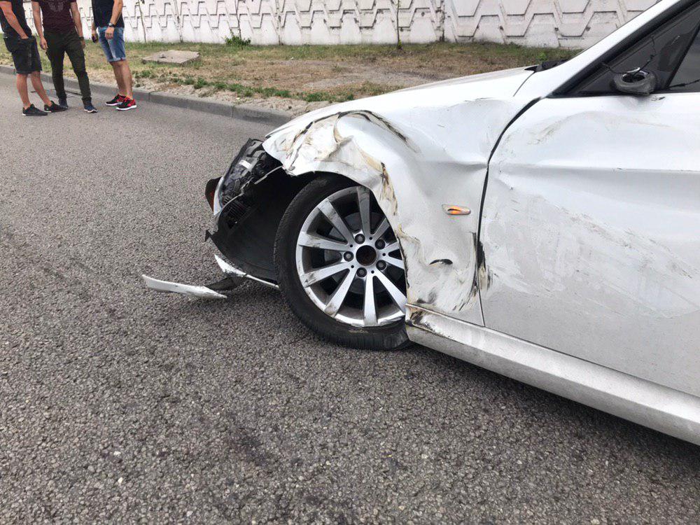       BMW   Chevrolet,        