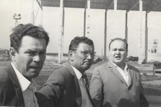  : .,    ;<br>.      ,   ;<br>.      1963-1981 . 45        