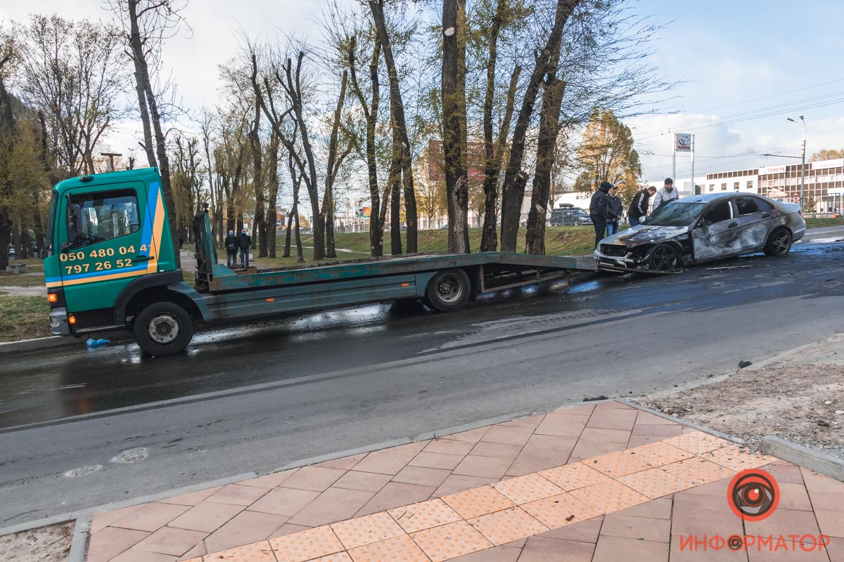     -1  Mercedes