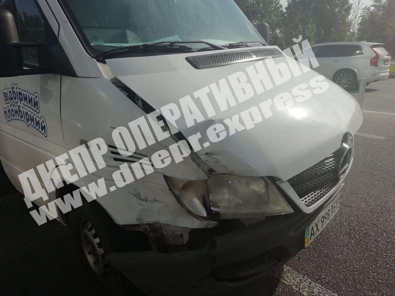       Citroen      ( )