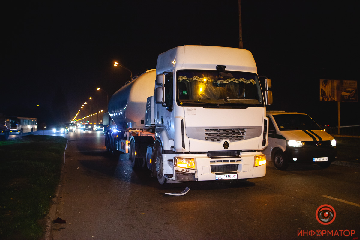             Renault:       ( )