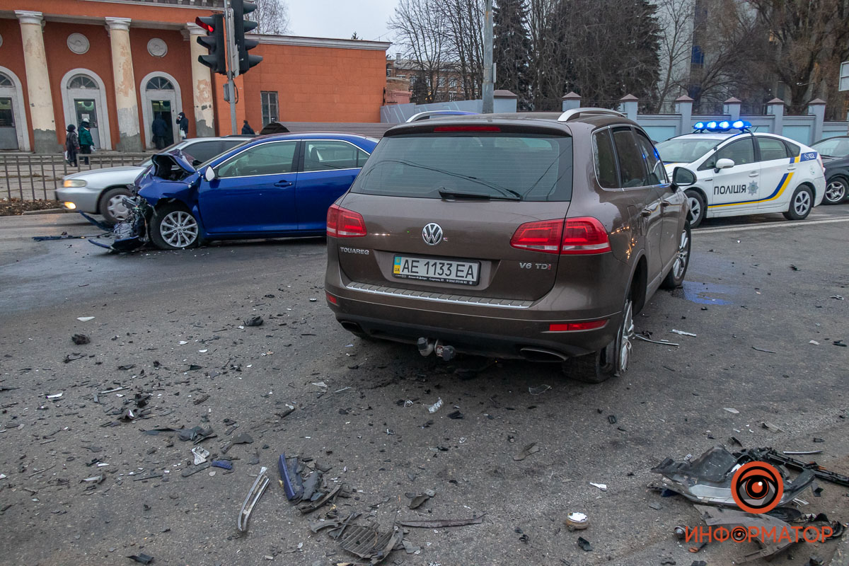        Volkswagen  Toyota:  3  ( )