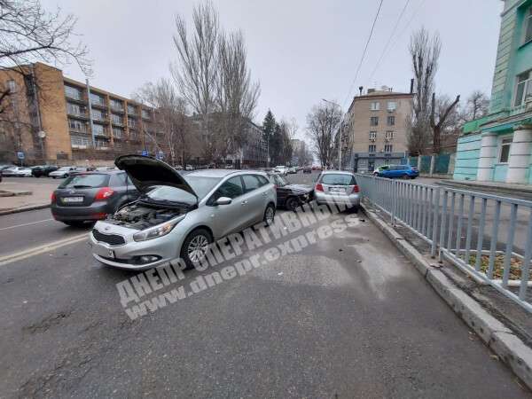          Kia:       Chevrolet