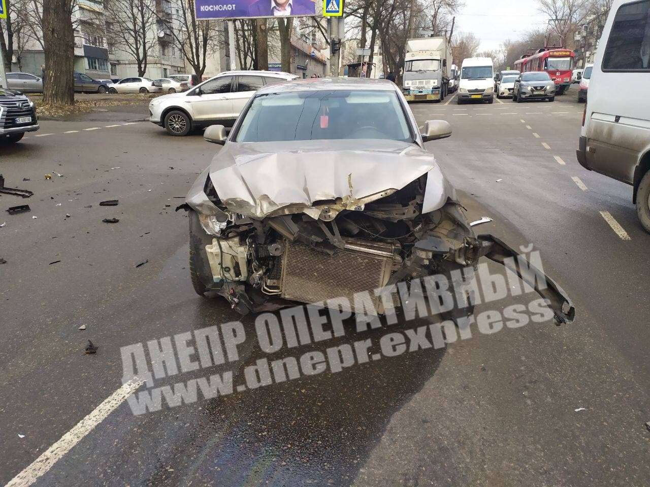        Skoda  Mercedes