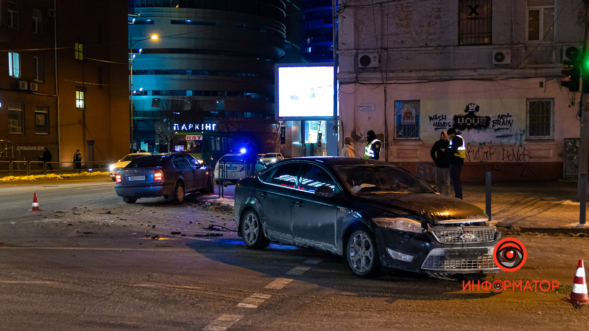       Skoda   Ford:     (  )