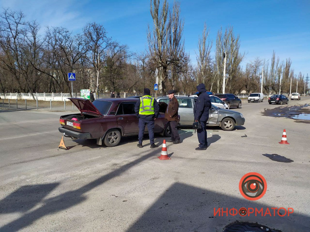        Lada  :   