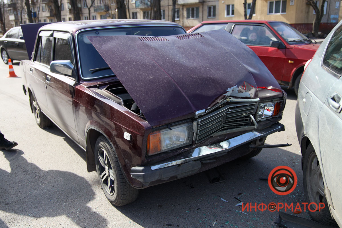        Lada  :   