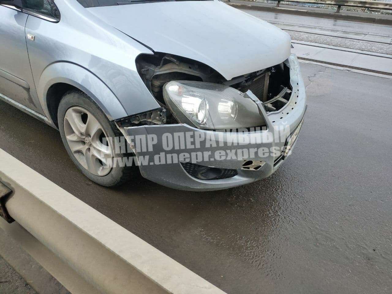           Opel  Renault