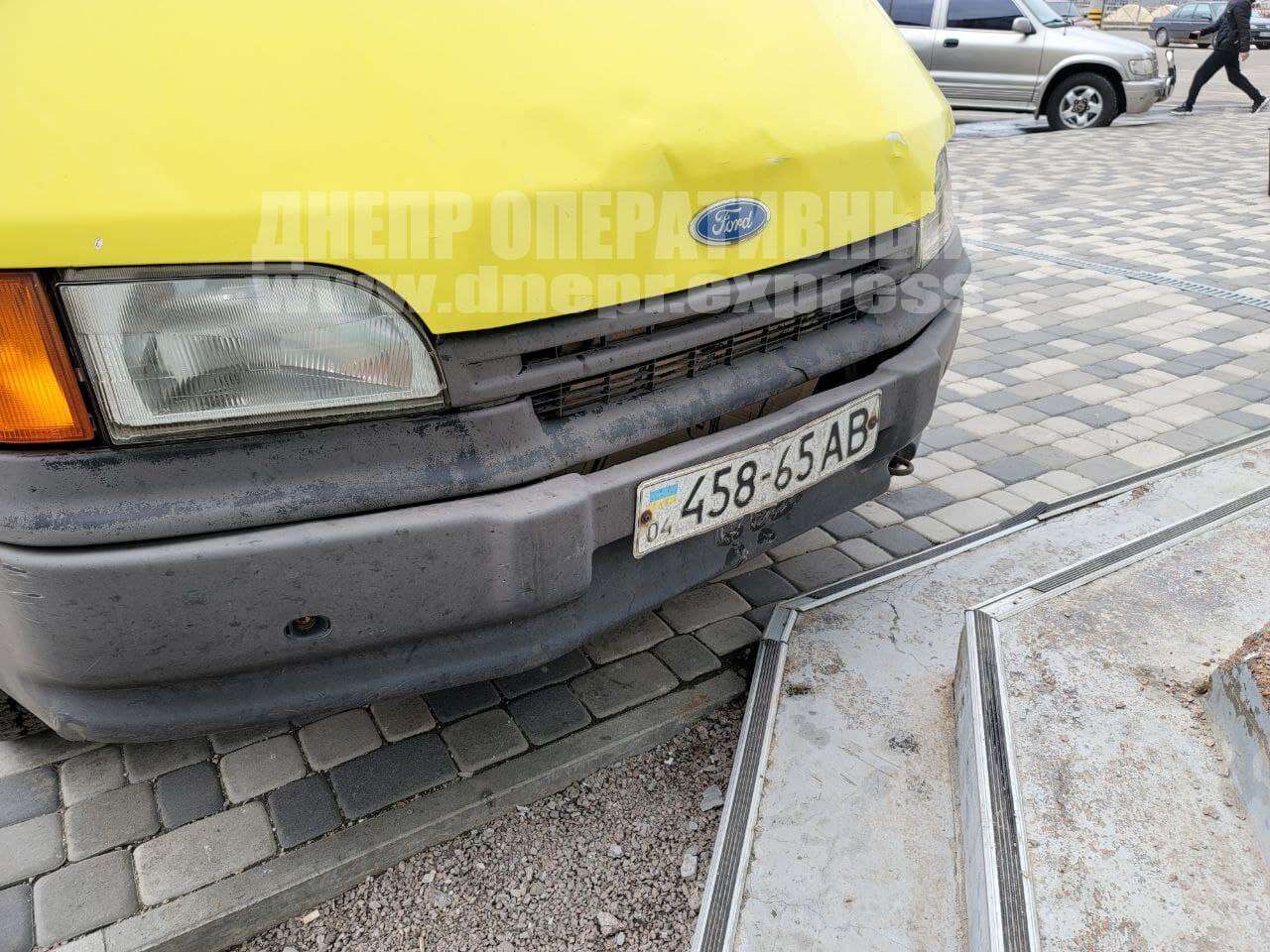       Ford Transit      