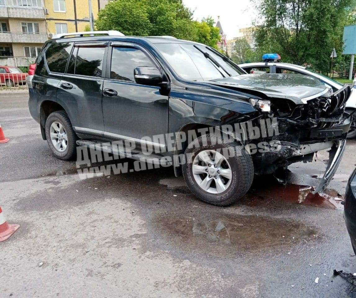         Toyota Camry,  