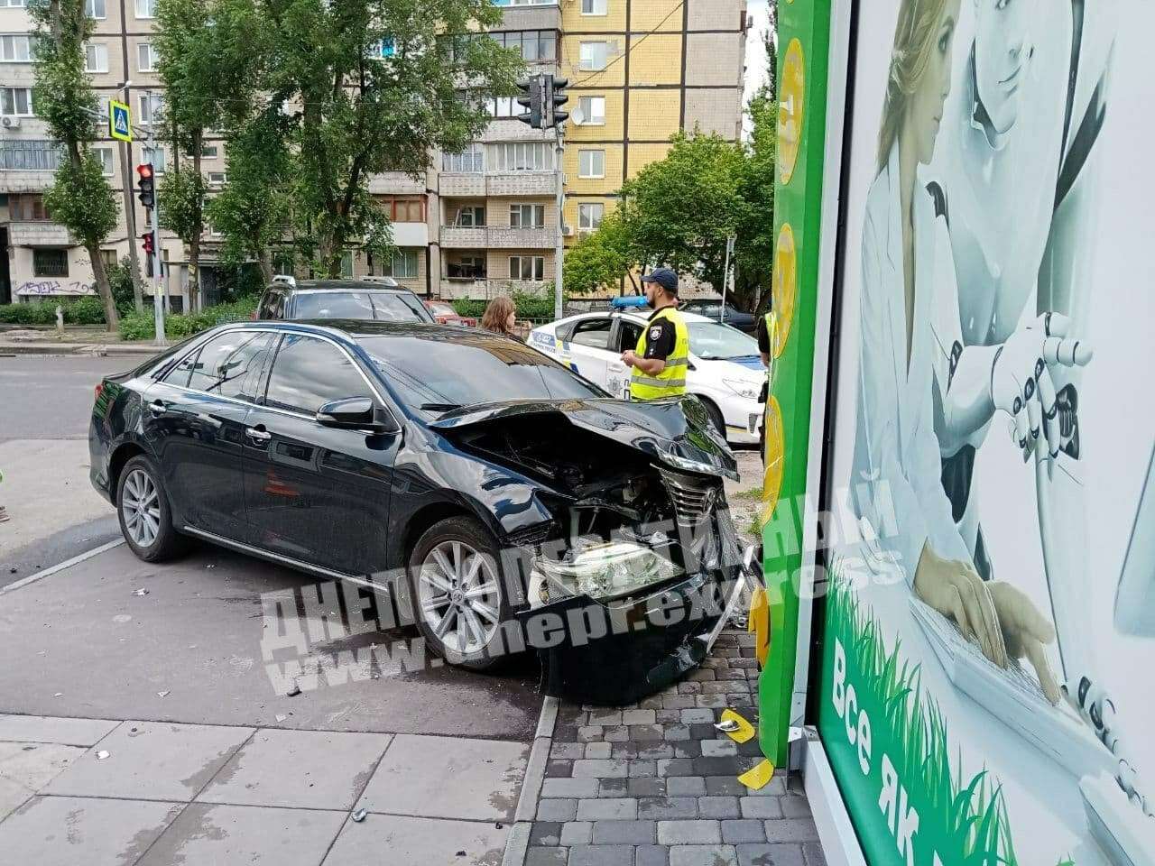         Toyota Camry,  