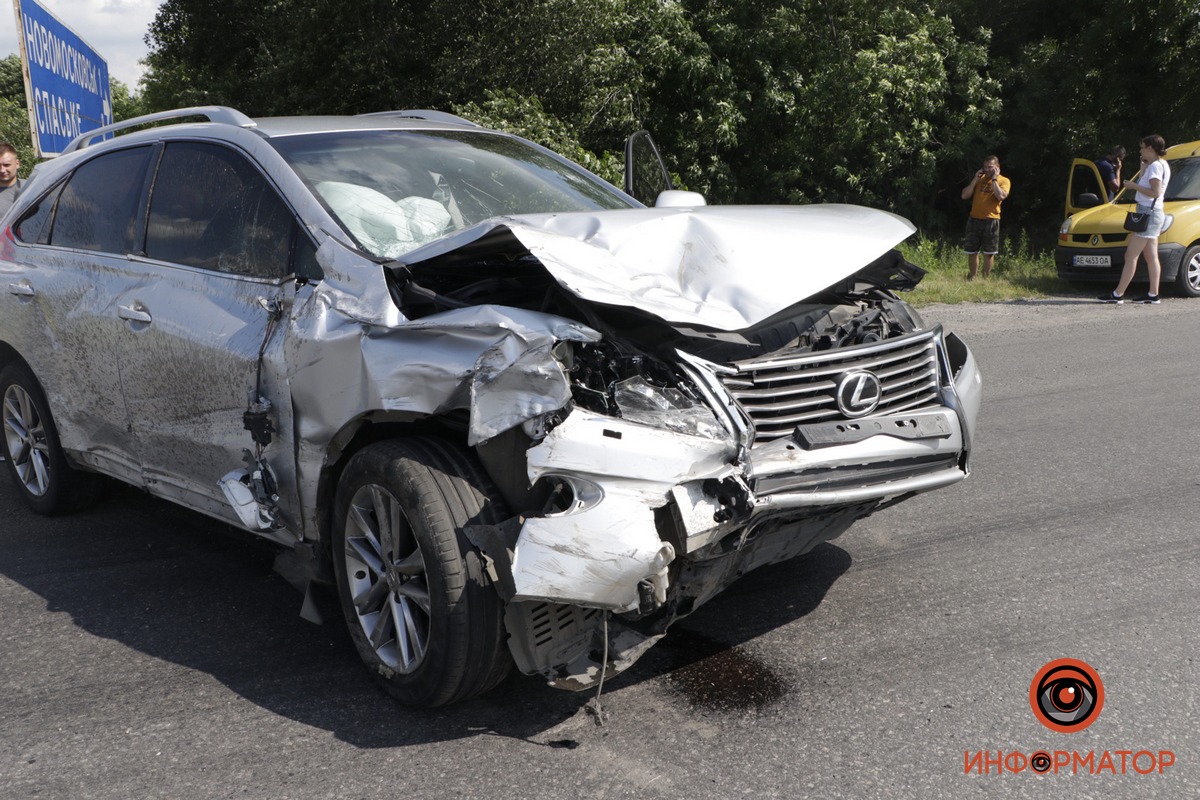    -  Lexus  Opel:  