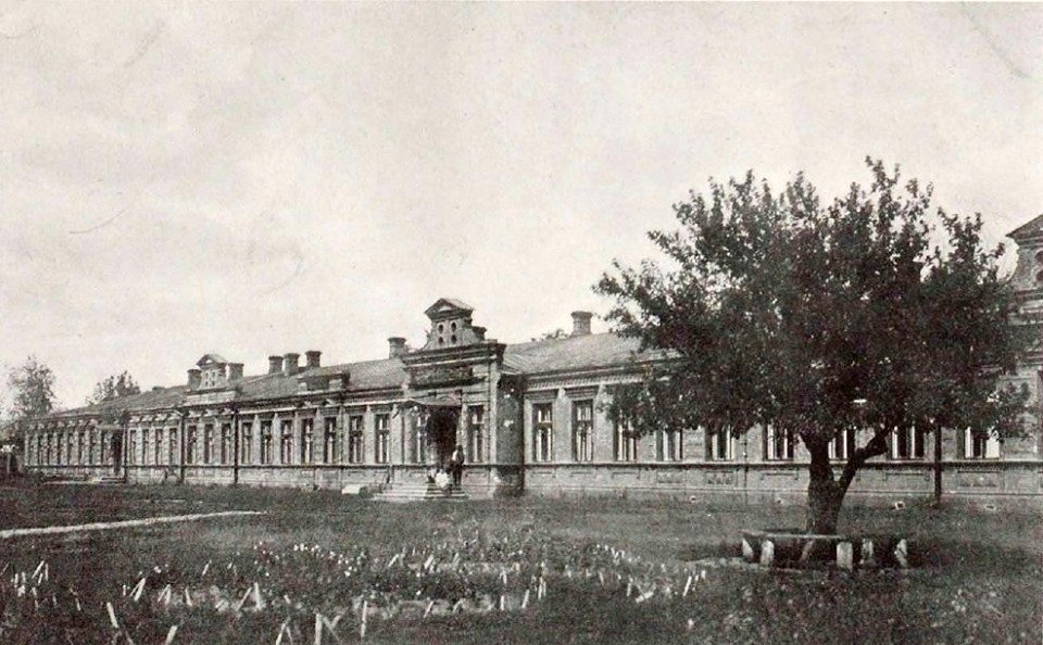      1905   :        