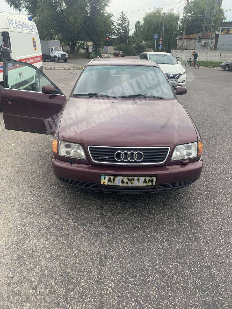      Audi  :   